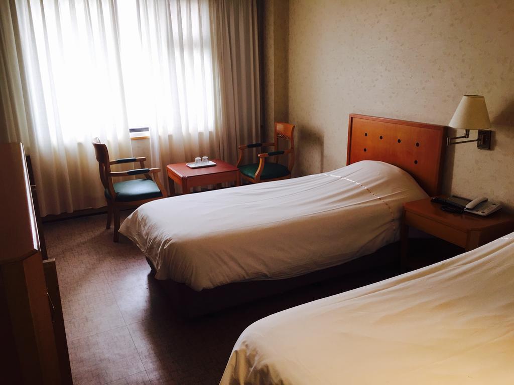 Jeju Royal Hotel Exterior photo