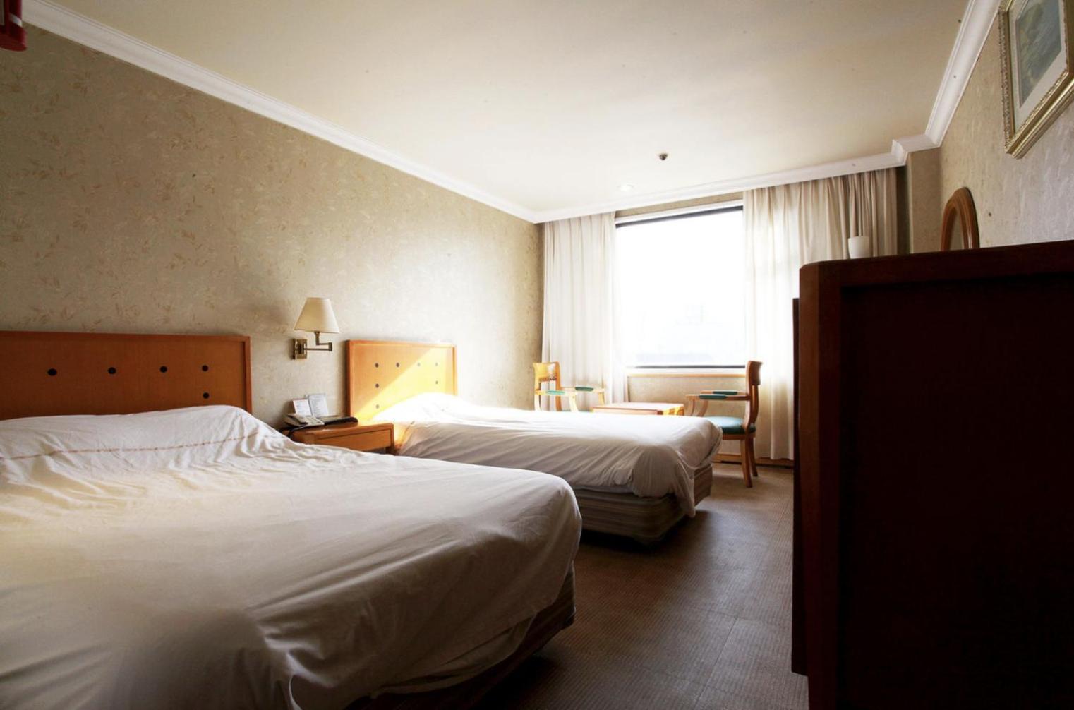 Jeju Royal Hotel Exterior photo