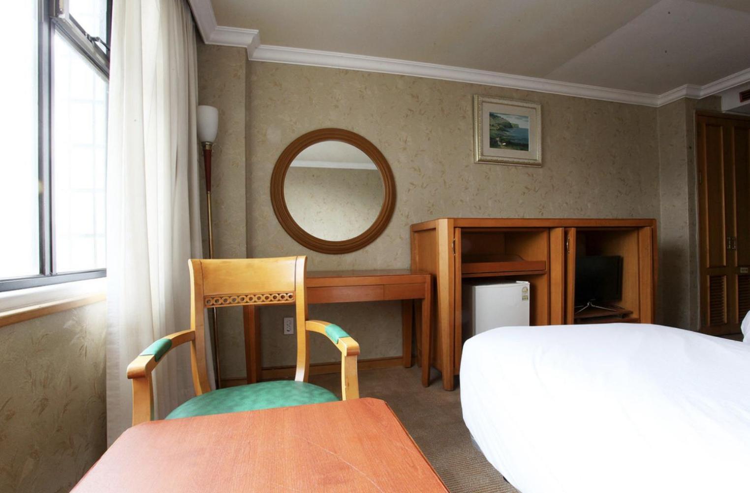 Jeju Royal Hotel Exterior photo