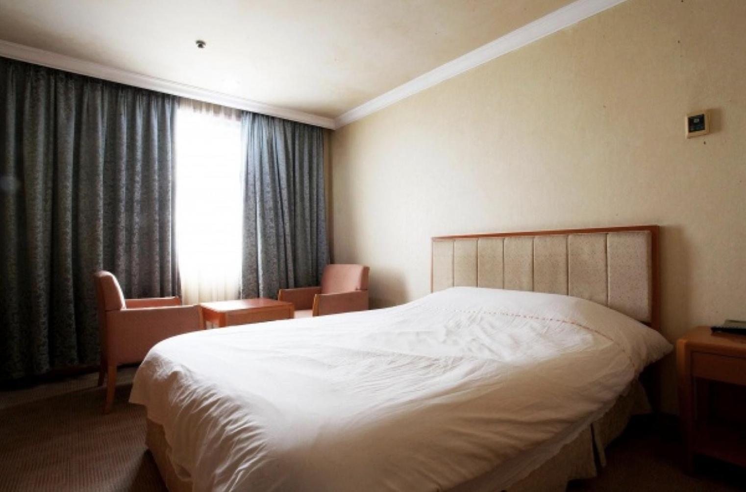 Jeju Royal Hotel Exterior photo
