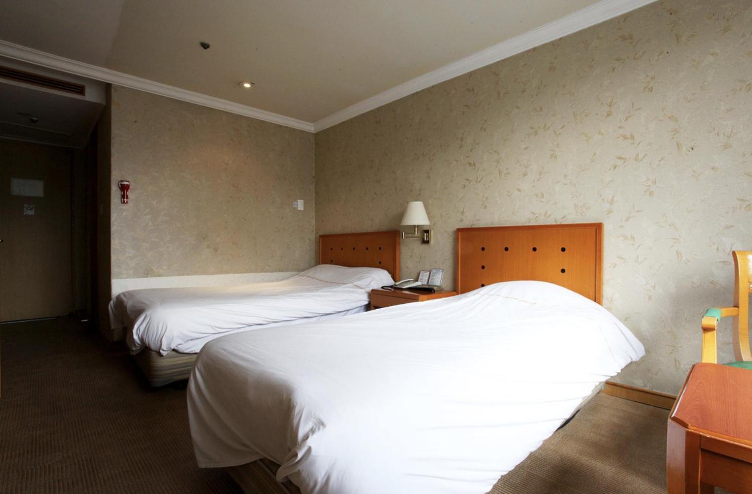 Jeju Royal Hotel Exterior photo